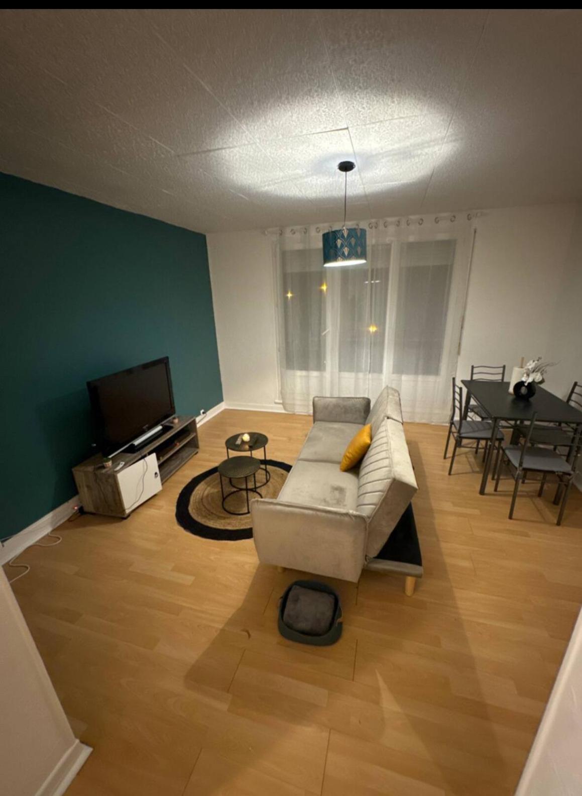 Claire Joie Apartment Бурж Екстериор снимка